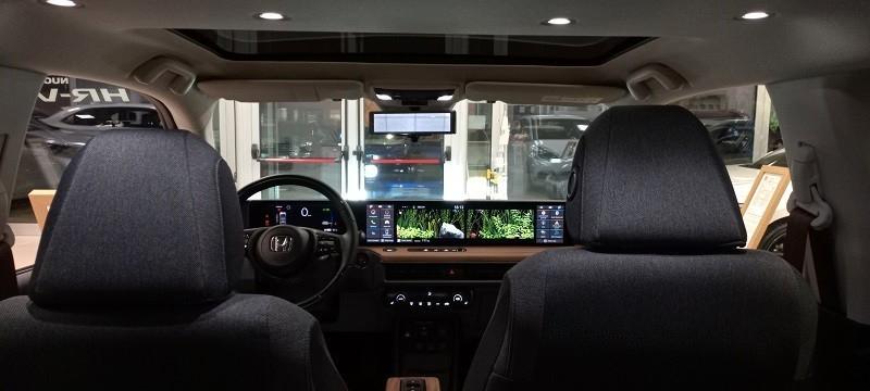 HONDA E ADVANCE 17