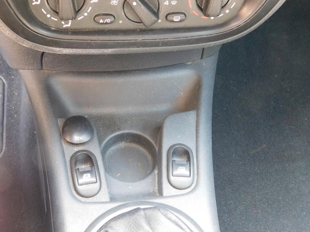 Citroen C3 1.4 Perfect Techno Bi Energy