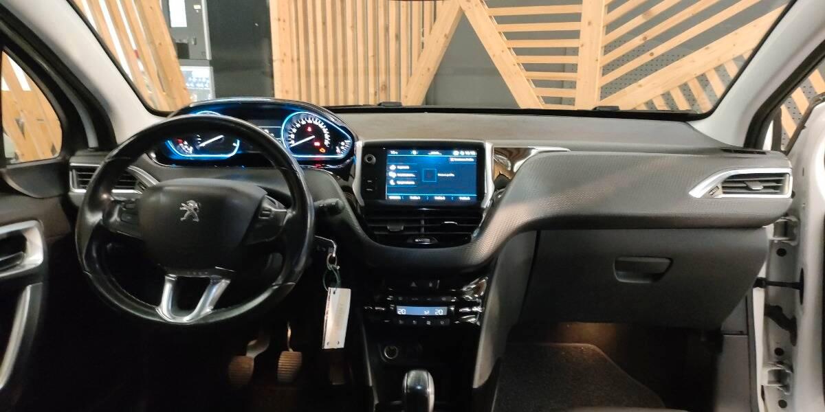 Peugeot 2008 1.5 bluehdi Allure s&s 100cv my19