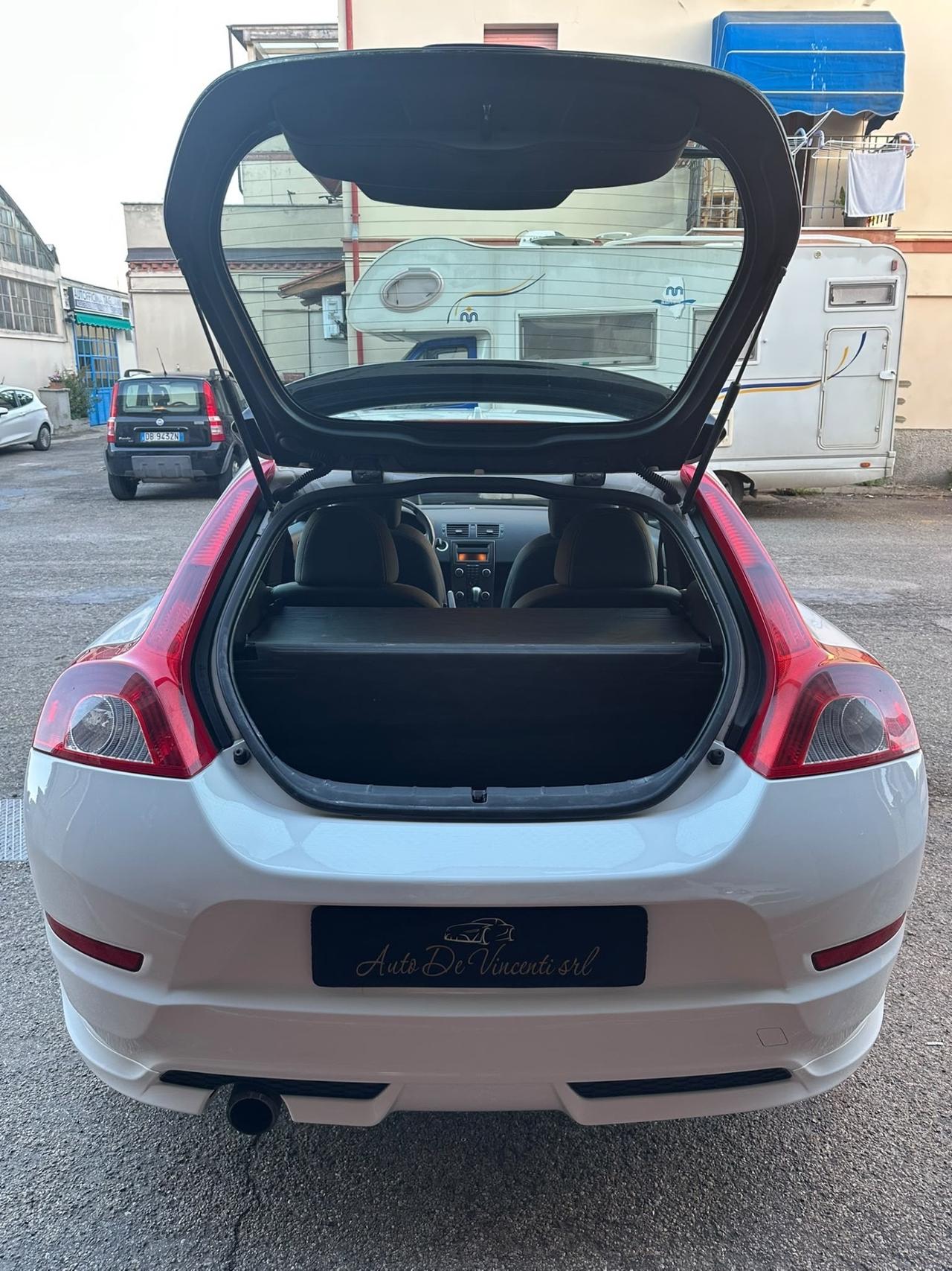 Volvo C30 D2 R-Design