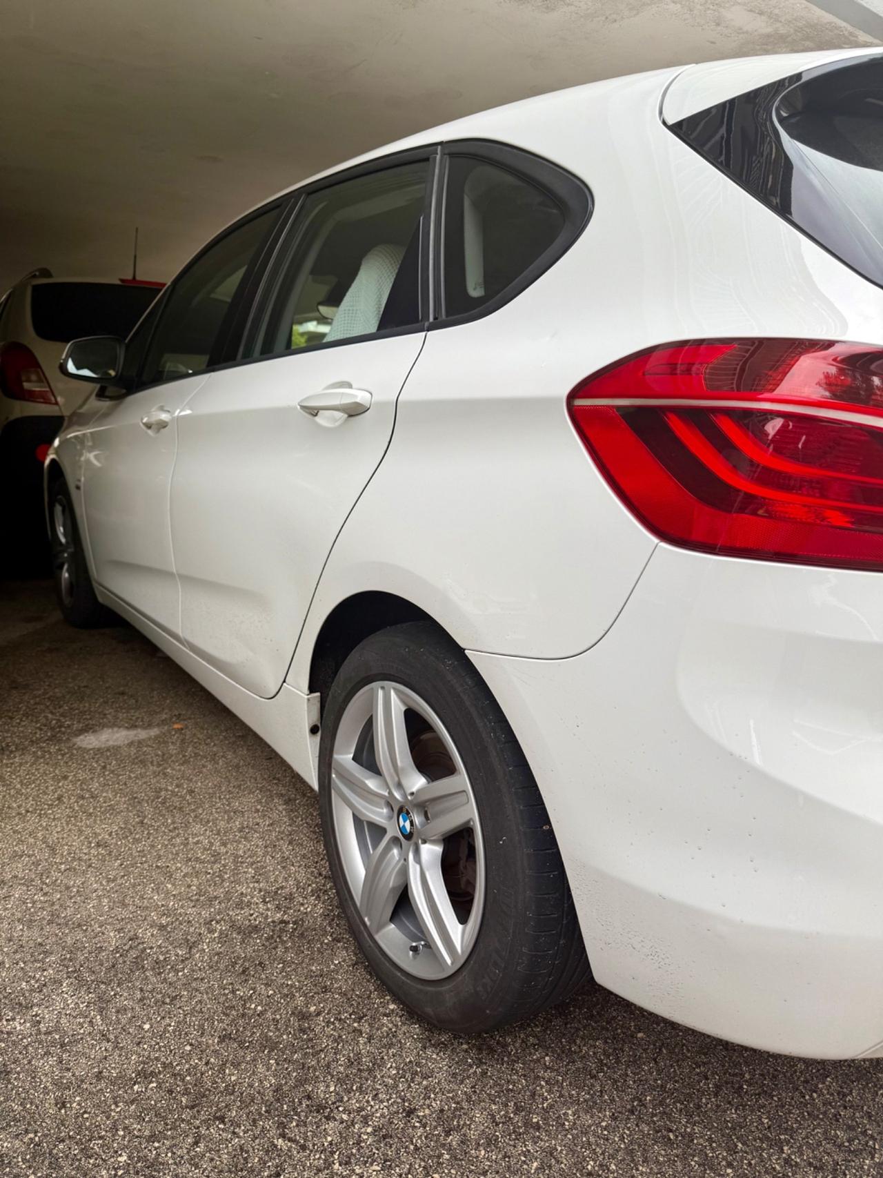 Bmw 2er Active Tourer 218d Luxury
