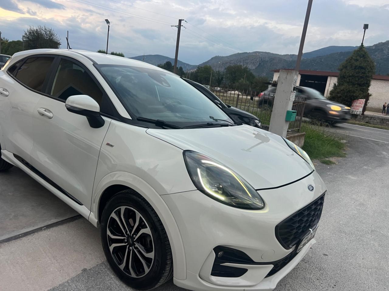 Ford Puma 1.0 EcoBoost Hybrid 125 CV S&S ST-Line