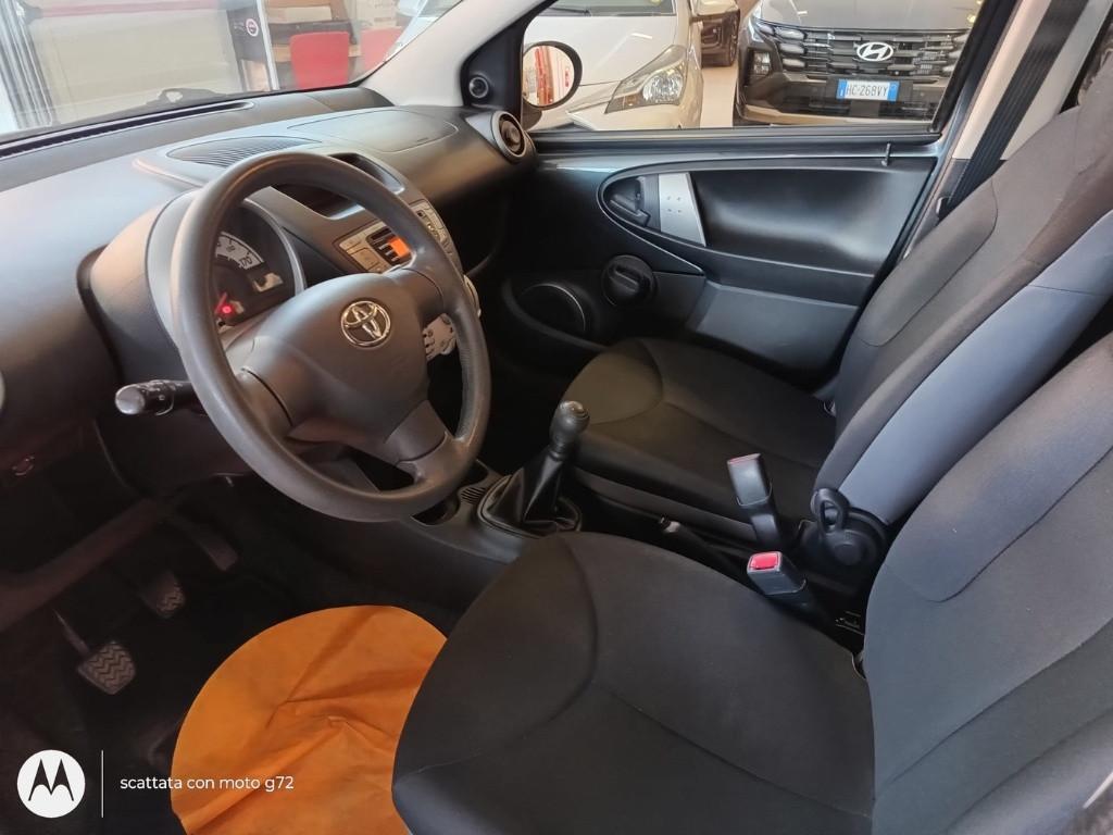 TOYOTA Aygo 2ª serie - Aygo 1.0 VVT-i 69 CV 5 porte x-cool
