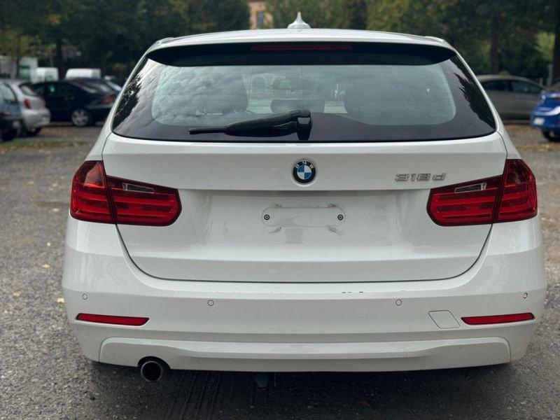 BMW Serie 3 Touring 318 d Touring “PELLE ROSSO CARTIER”