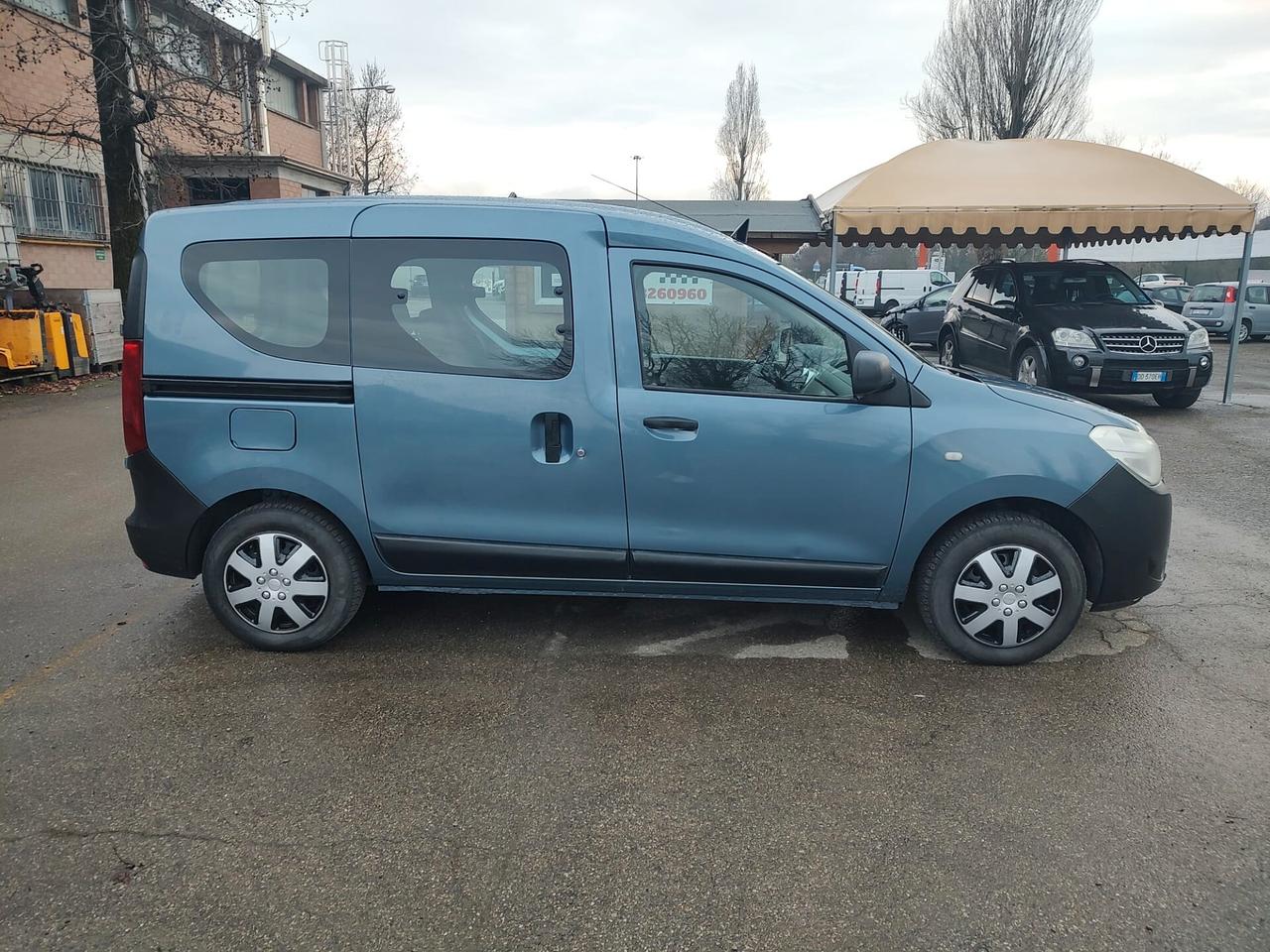 Dacia Dokker 1.6 8V 85CV Ambiance, BENZINA\GPL CON SCADENZA 2032, OK NEOPATENTATI, GARANZIA L.12 MESI