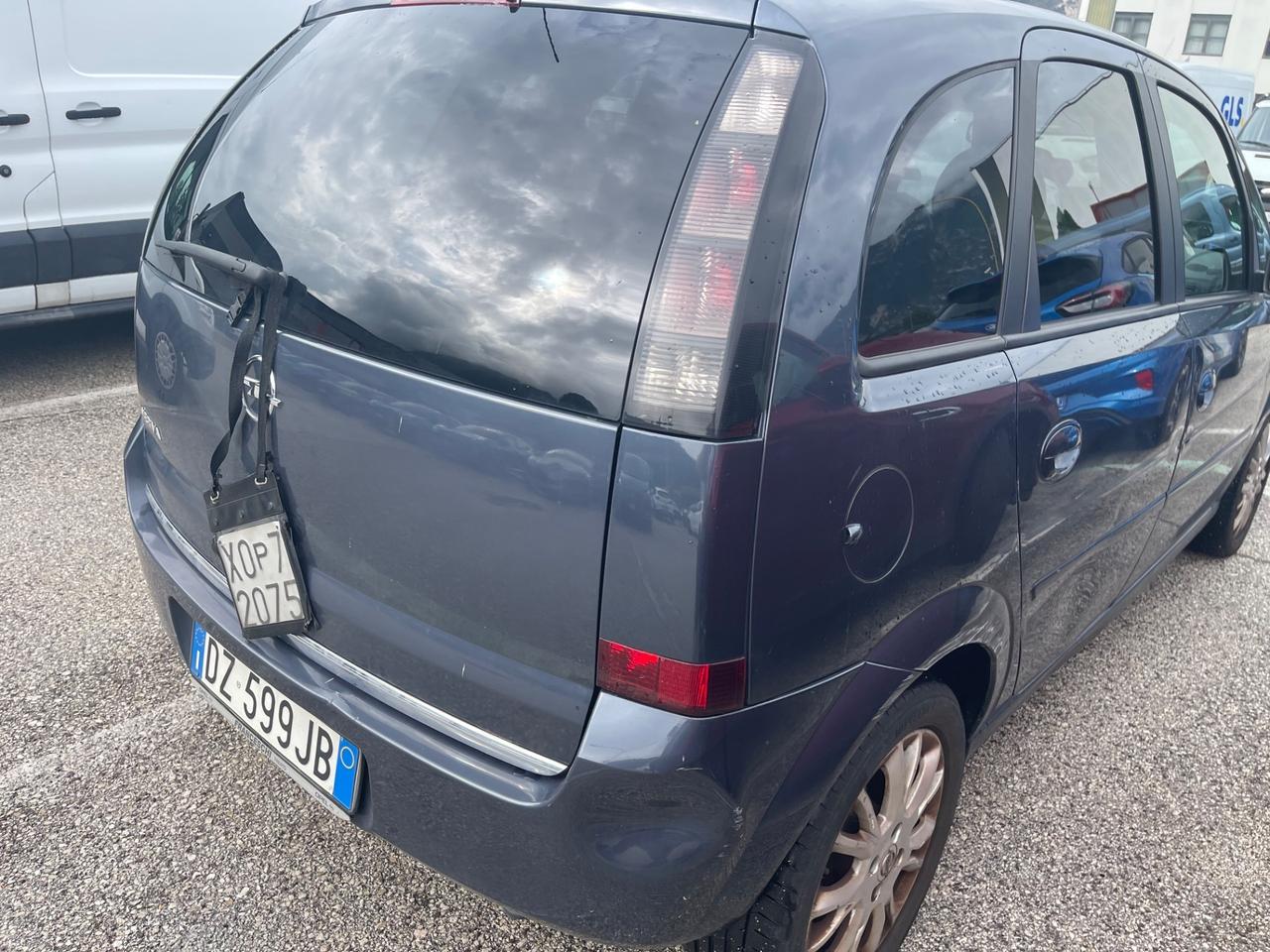 Opel Meriva 1.4 16V Club SI NEOPATENTATI