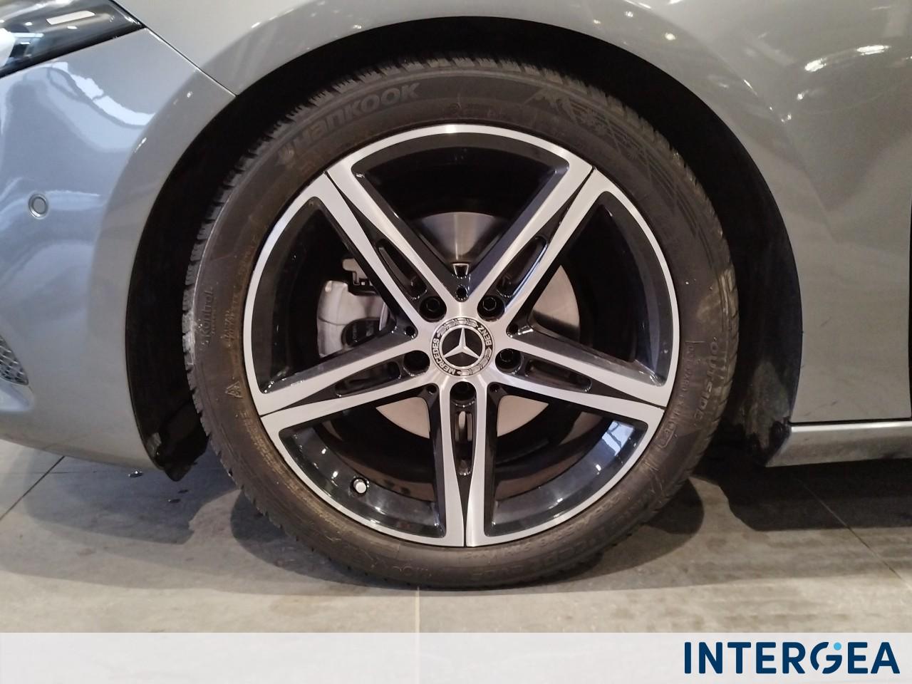 Mercedes-Benz A 180 d Premium auto