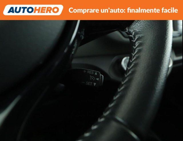 TOYOTA Yaris 1.5 5 porte Active