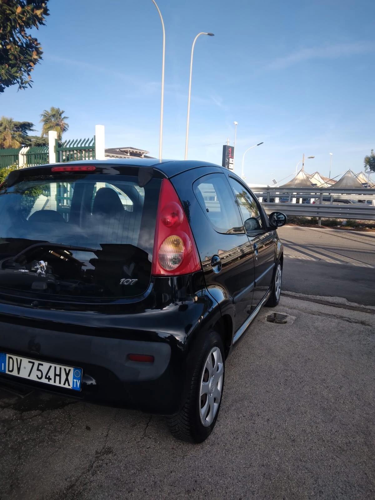 Peugeot 107 1.0 benzina 2009