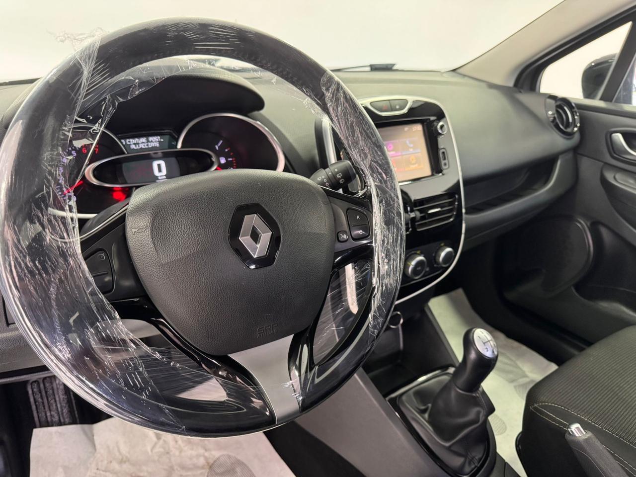 Renault Clio 1.2 75CV 5 porte GARANTITA 2017