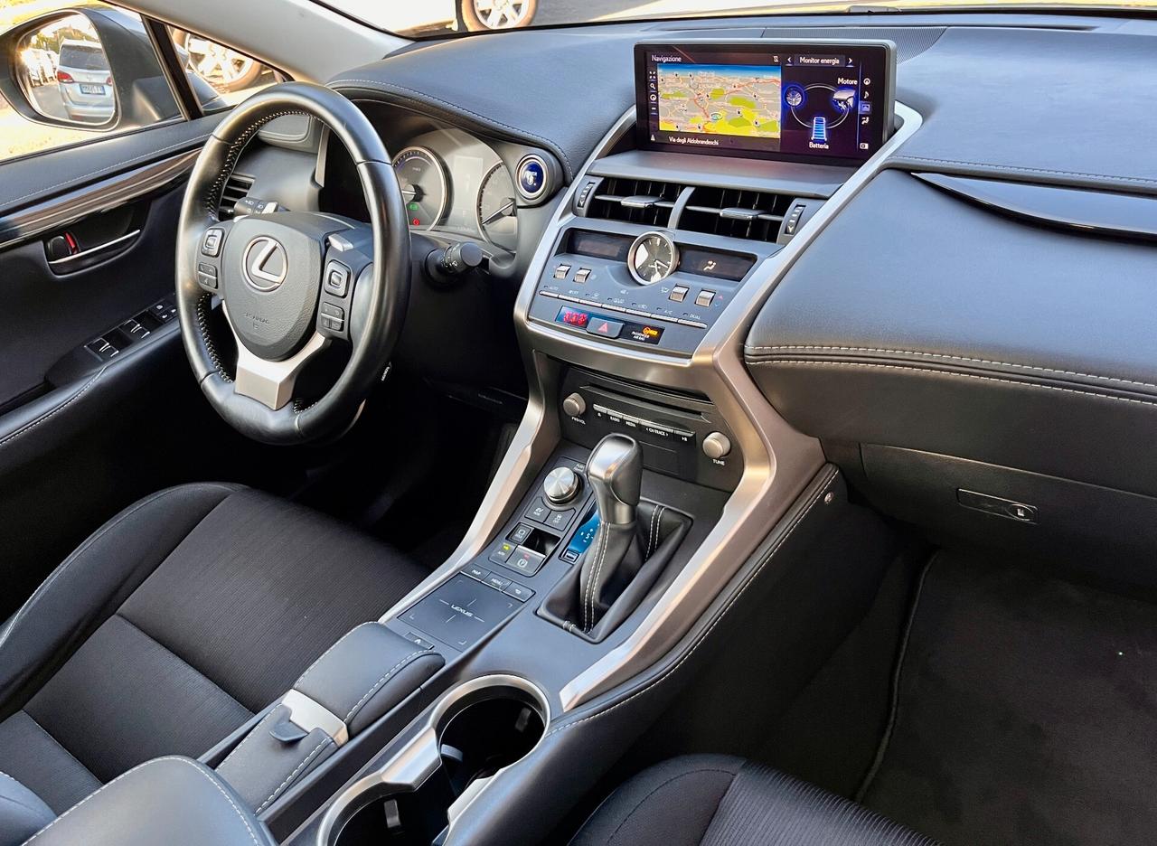 Lexus NX 300h Hybrid 4WD Business