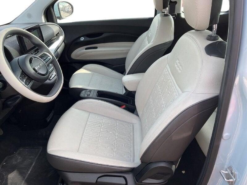 FIAT 500e 42 kWh La Prima