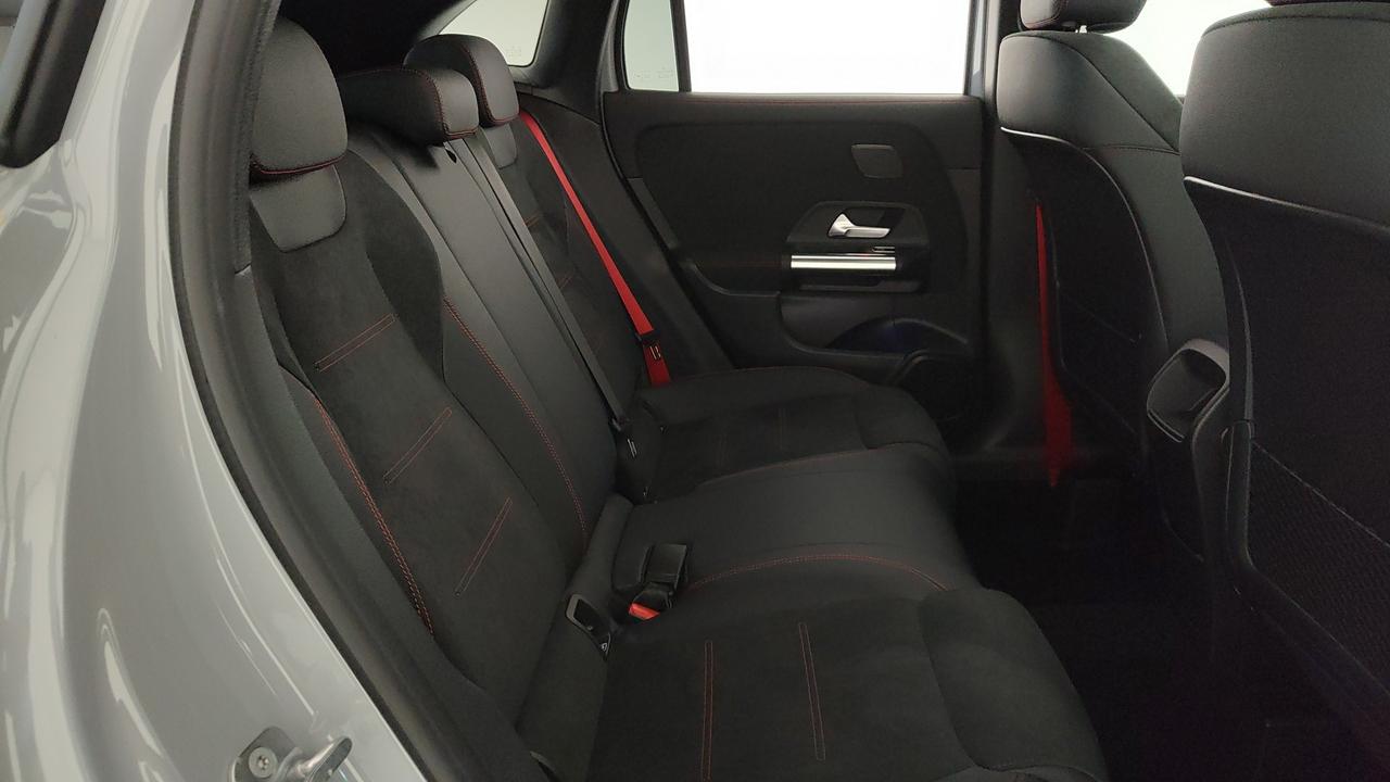 Mercedes-Benz Mercedes-AMG GLA 35 4MATIC