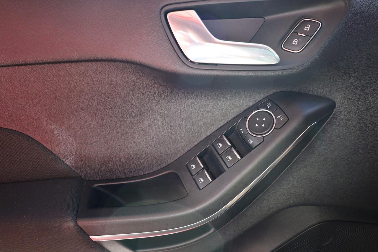 FORD FIESTA 1.0 ECOBOOST ST-Line KM 80.000 neopatentati