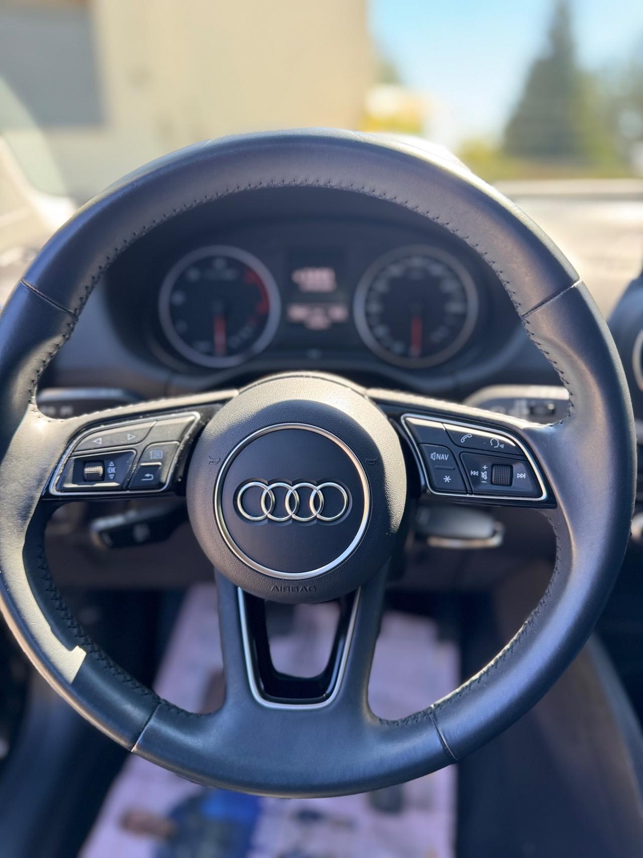 Audi Q2 30 TDI Admired