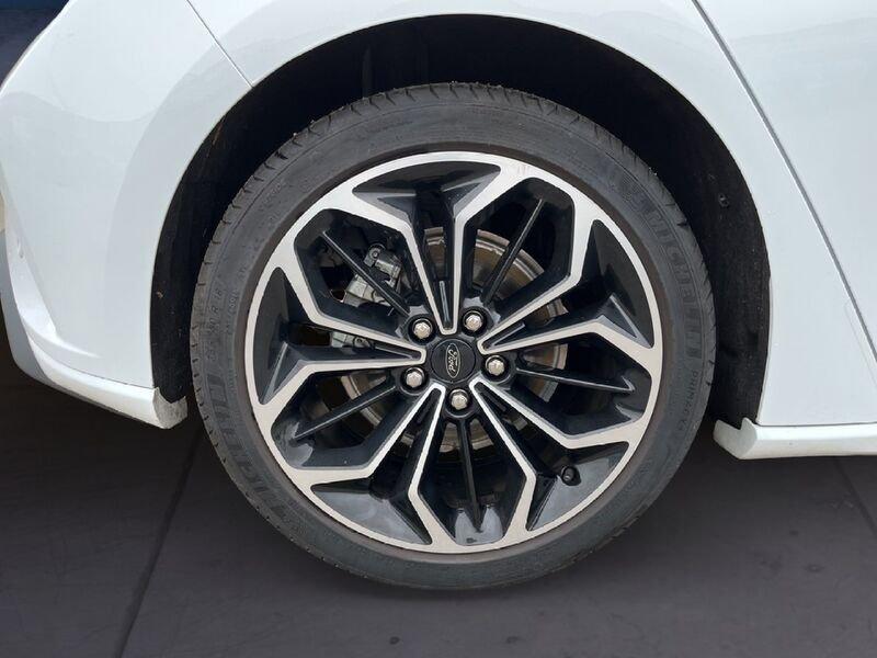 Ford Focus V 2022 1.0 ecoboost h ST-Line Design 125cv