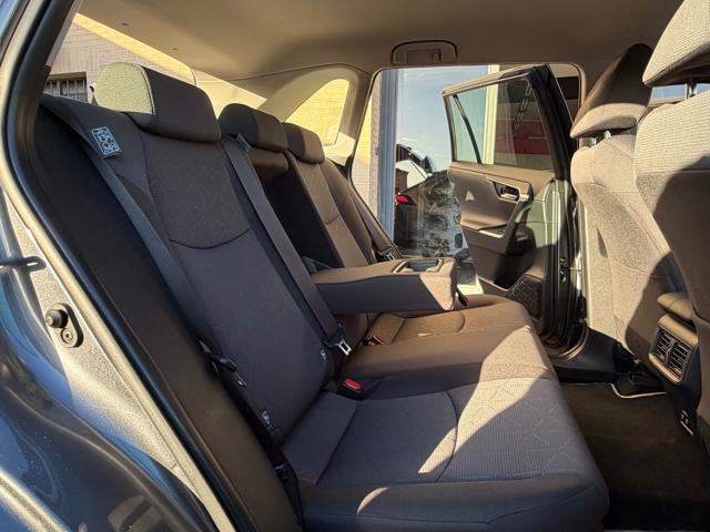 TOYOTA RAV 4 MY23 RAV4 2.5 HV (218CV) E-CVT 2WD Active