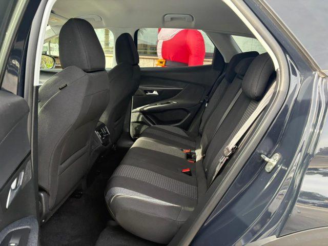 PEUGEOT 3008 BlueHDi 130 S&S EAT8