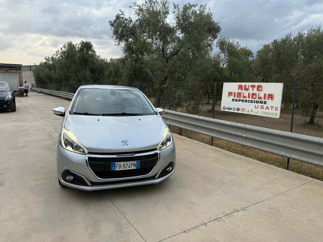 Peugeot 208 PureTech Allure 1.2 BENZINA 2015