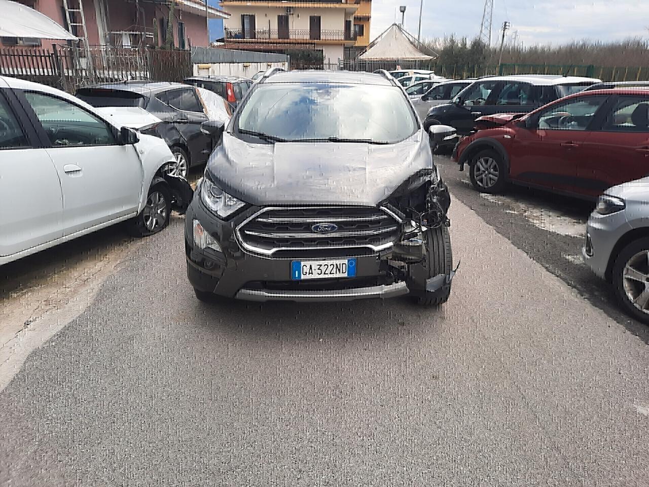 Ford EcoSport 1.0 EcoBoost 125 CV anno 2020 incidentata