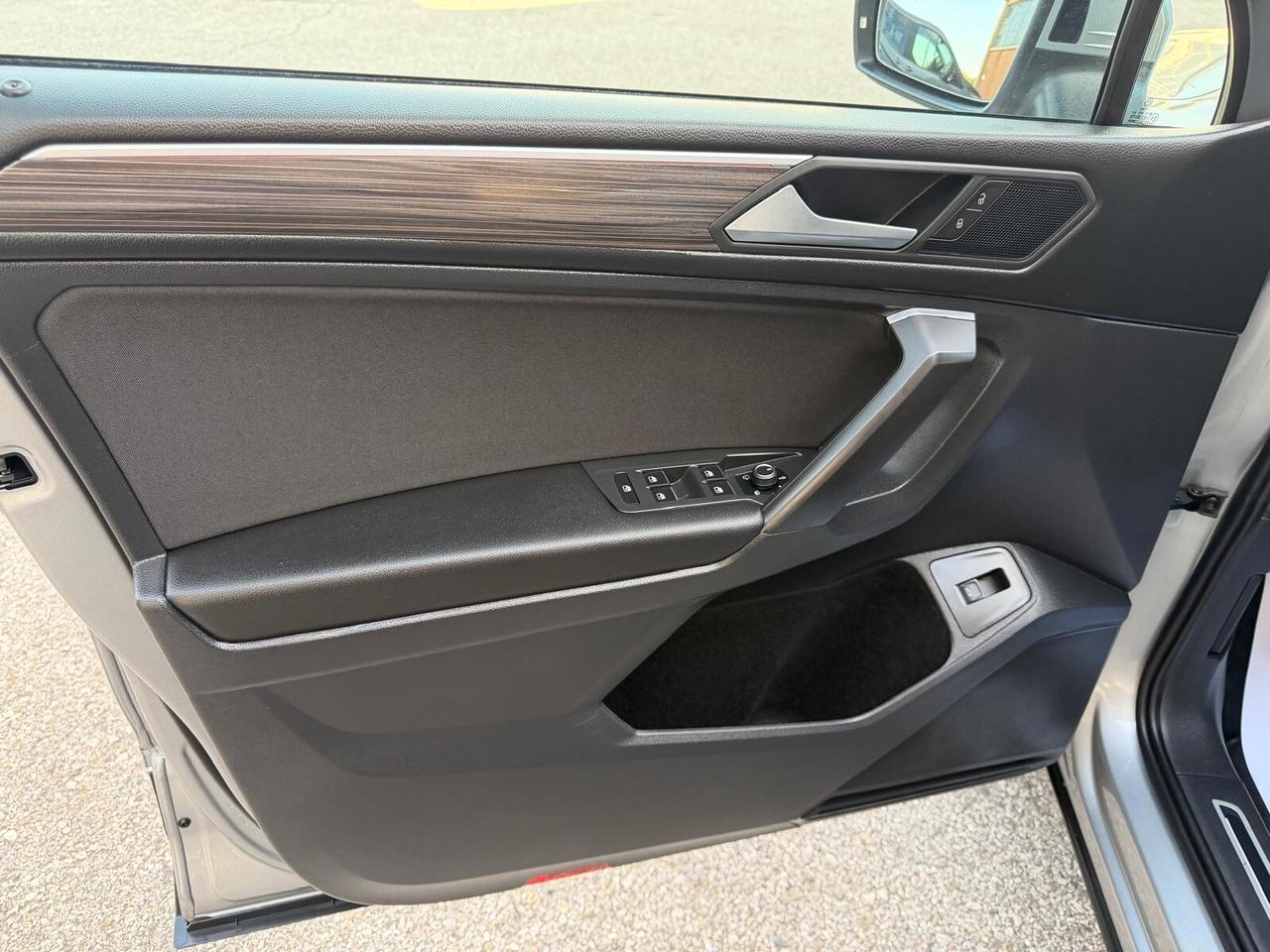 Volkswagen Tiguan Allspace 2.0 TDI SCR DSG 4MOTION Elegance 7 posti