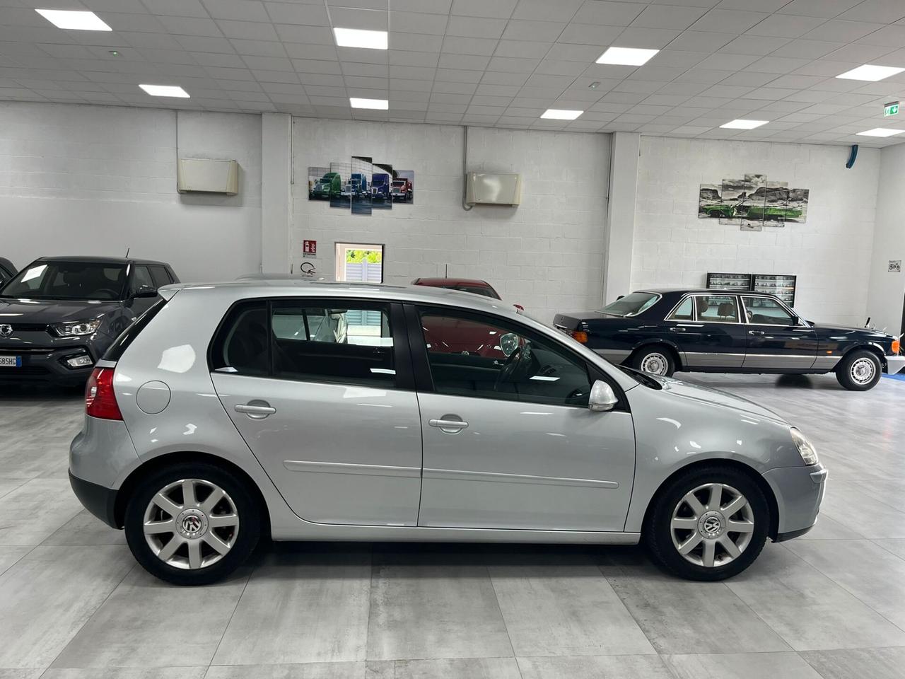Volkswagen Golf 5p 1.6 fsi Sportline UNICO PROPR.