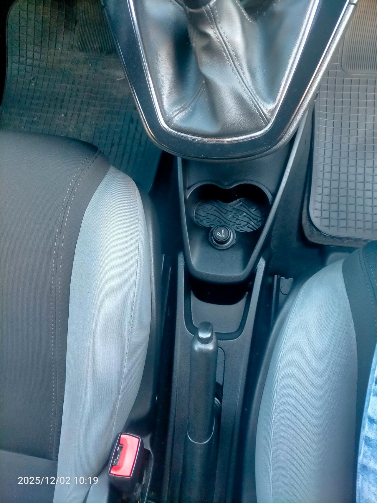 Lancia Ypsilon 1.2 69 CV 5 porte Silver