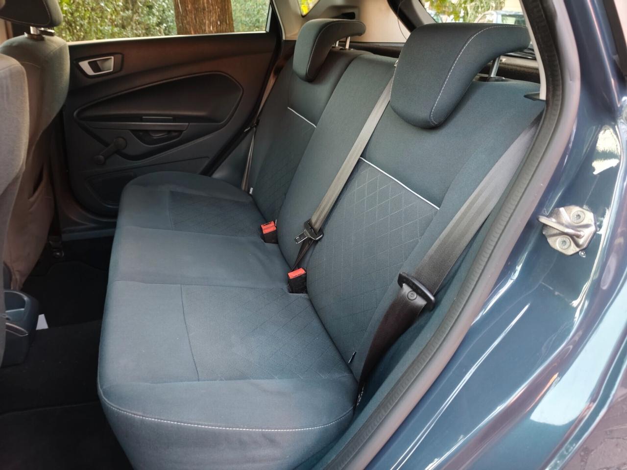 Ford Fiesta 1.2 benz euro 5 5p. gancio traino