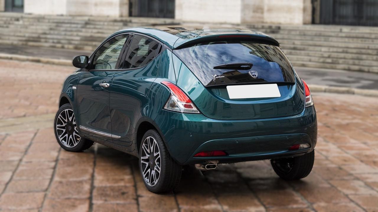 Lancia Ypsilon