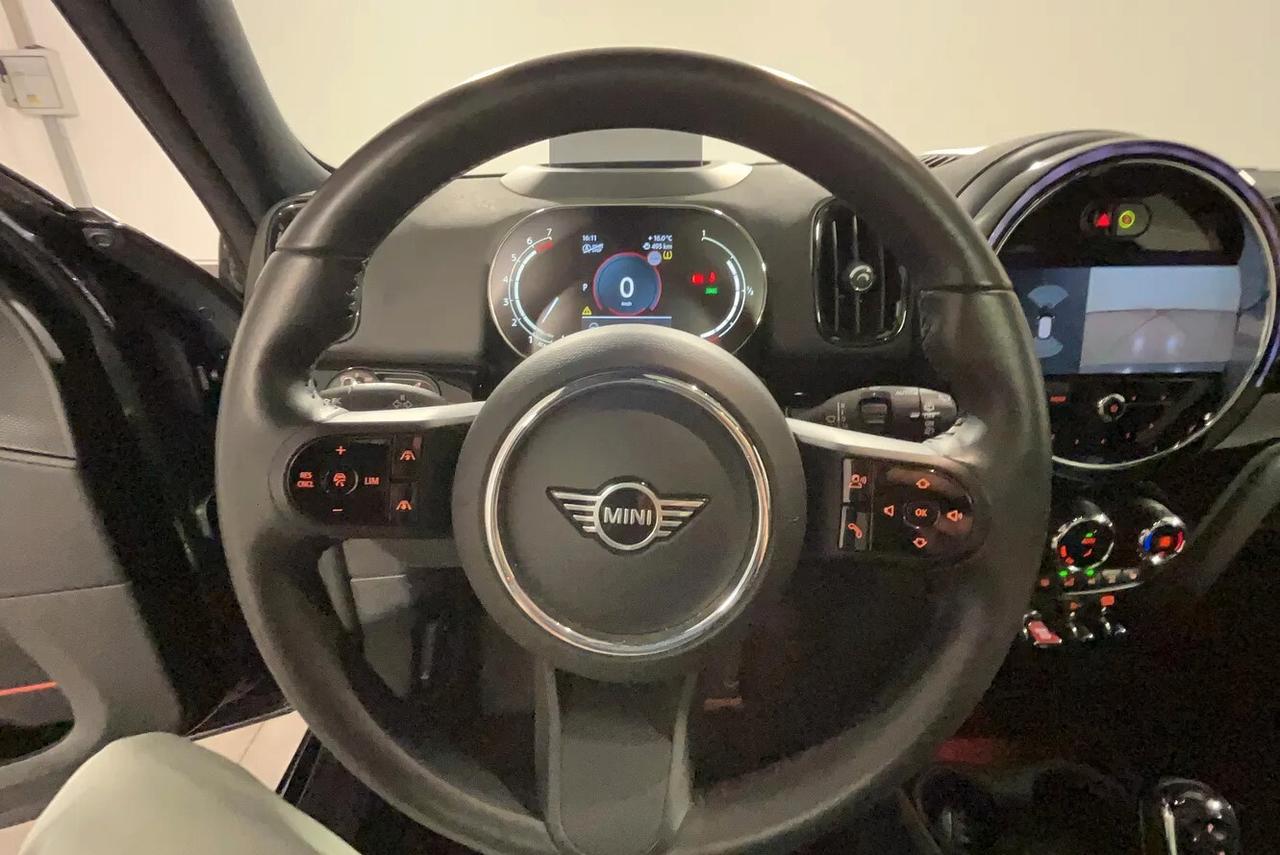 Mini Cooper Countryman 1.5 Essential