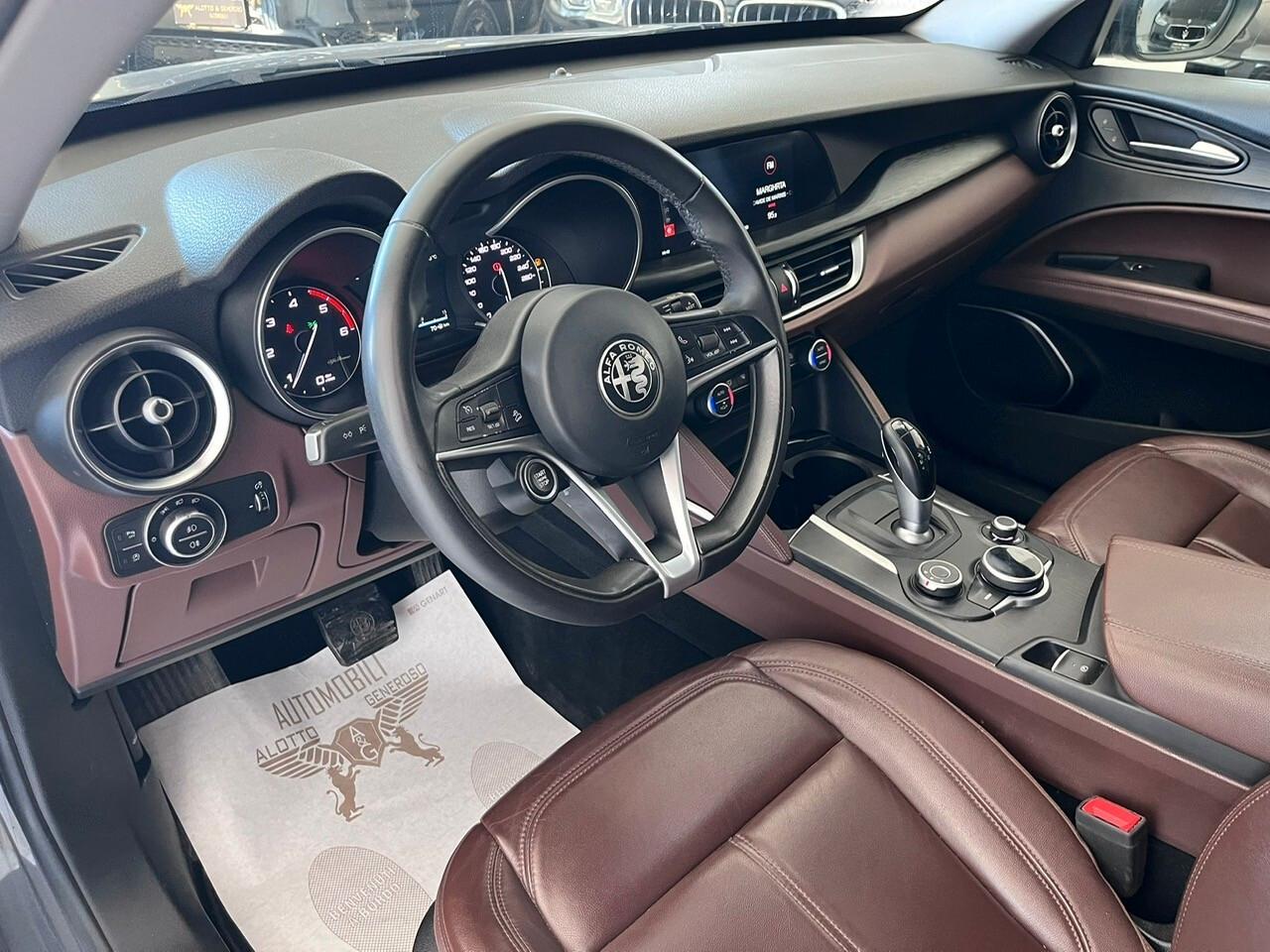 Alfa Romeo Stelvio 2.2 180 CV AT8