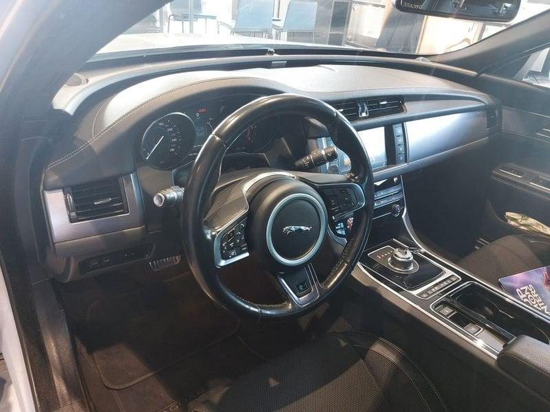 Jaguar XF 2.0D 240cv R-SPORT AWD
