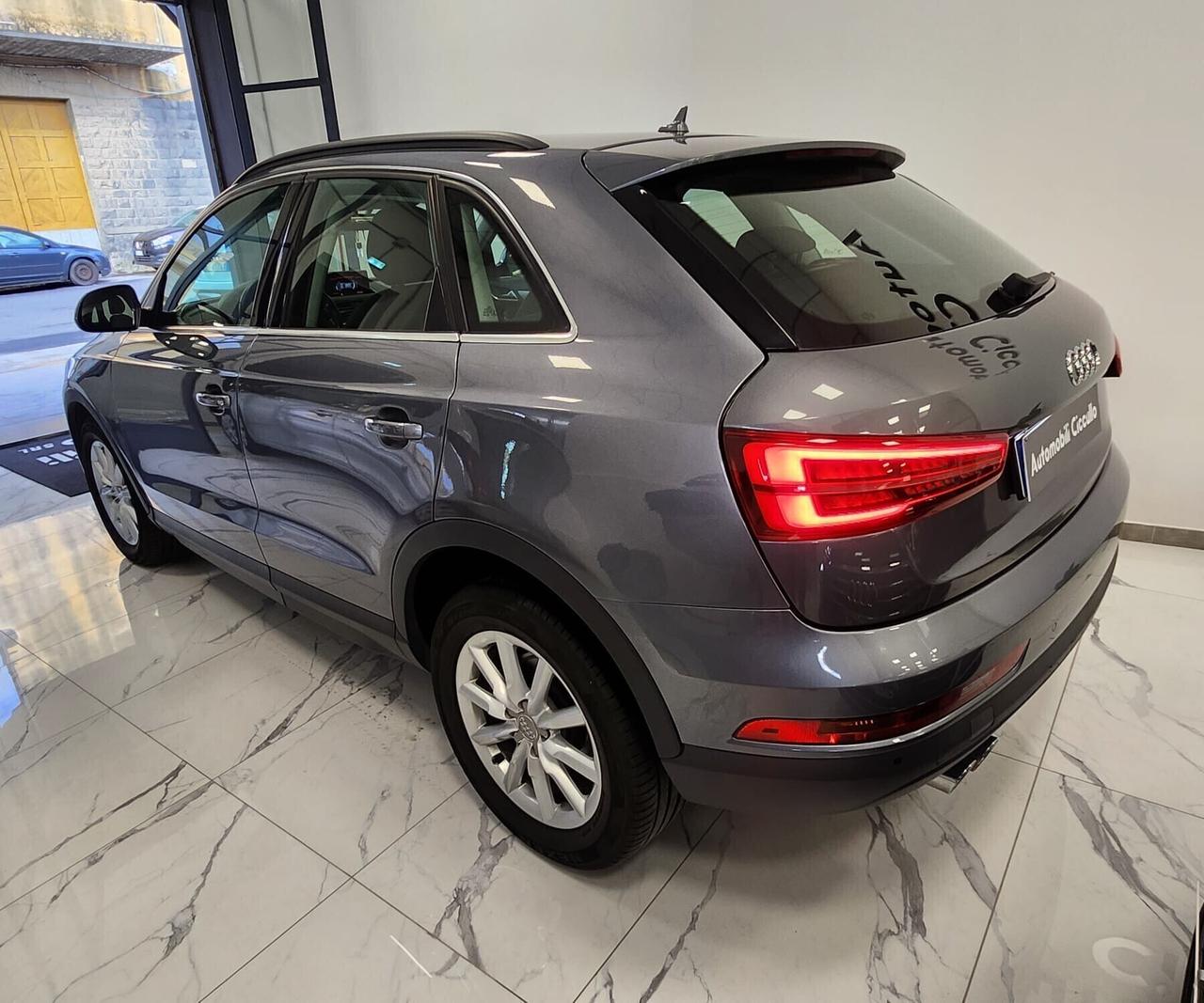 Audi Q3 2.0 TDI 120CV S TRONIC