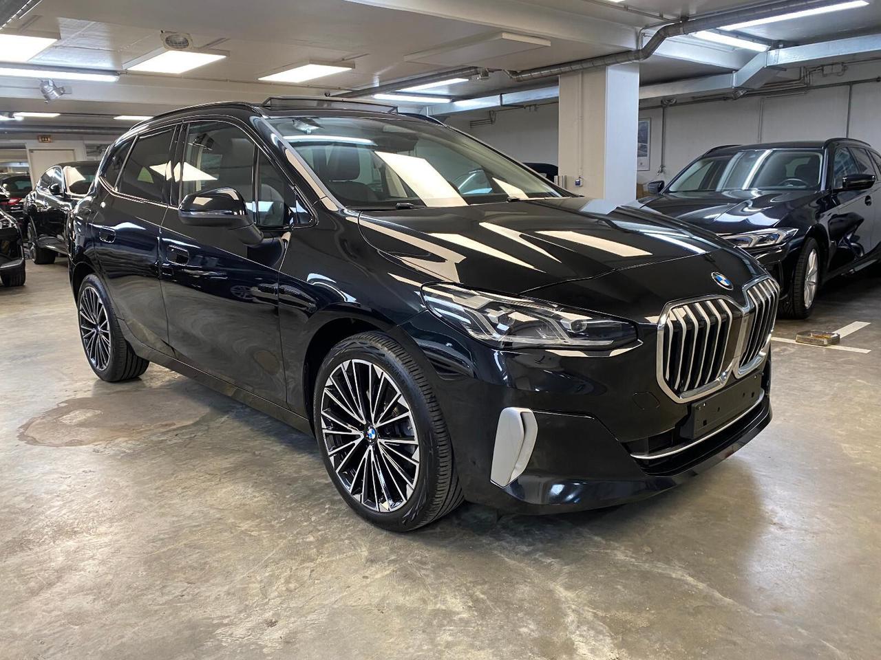 BMW 218i Active Tourer 136cv Luxury Line + tetto *2025