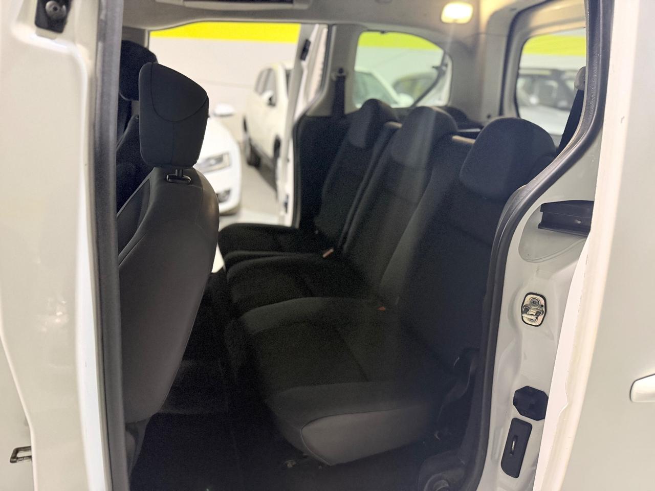 Peugeot Partner Tepee 1.6 HDi 92CV Premium 2011