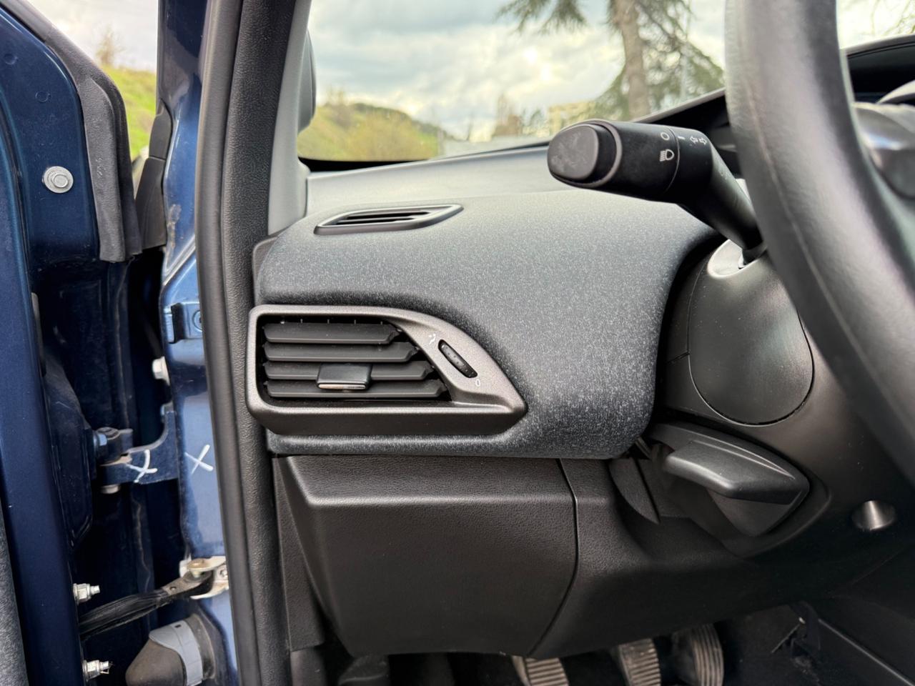 Lancia Ypsilon 1.0 FireFly 5 porte S&S Hybrid Ecochic Silver
