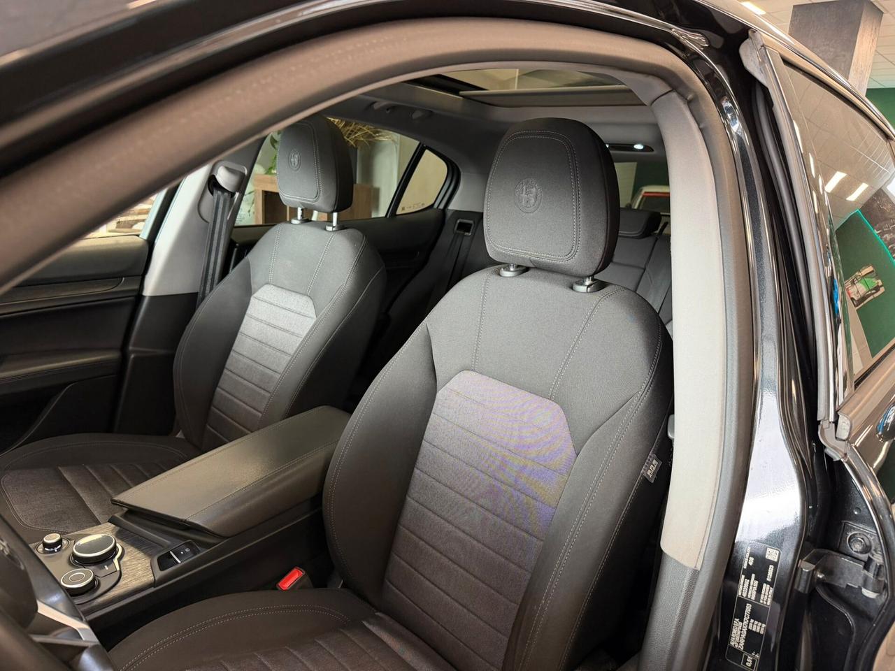 Alfa Romeo Stelvio 2.2 Turbodiesel 160 CV AT8 RWD Business