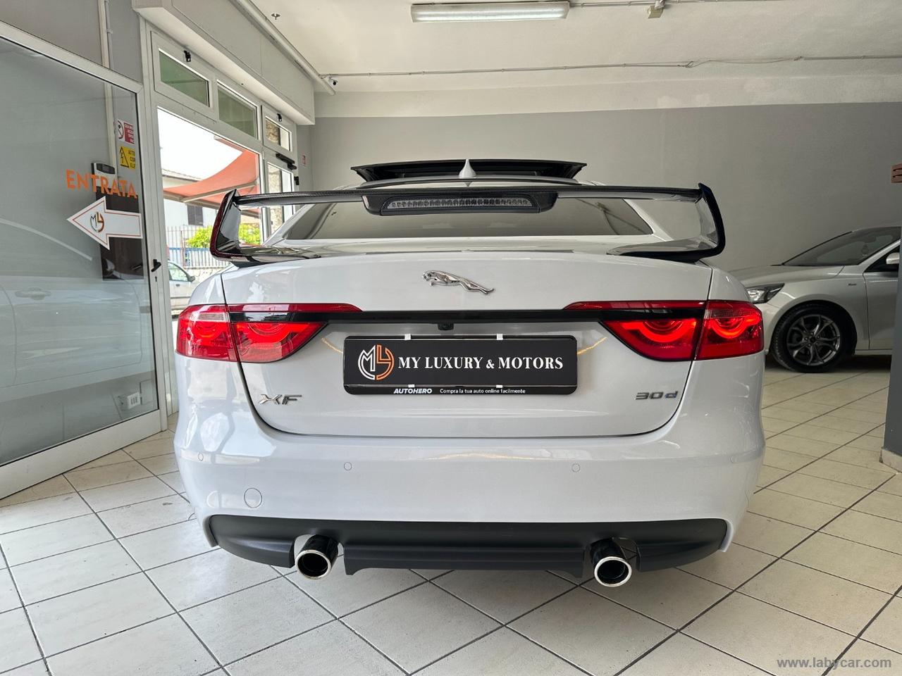 JAGUAR XF 3.0 D V6 300 CV aut. Prestige