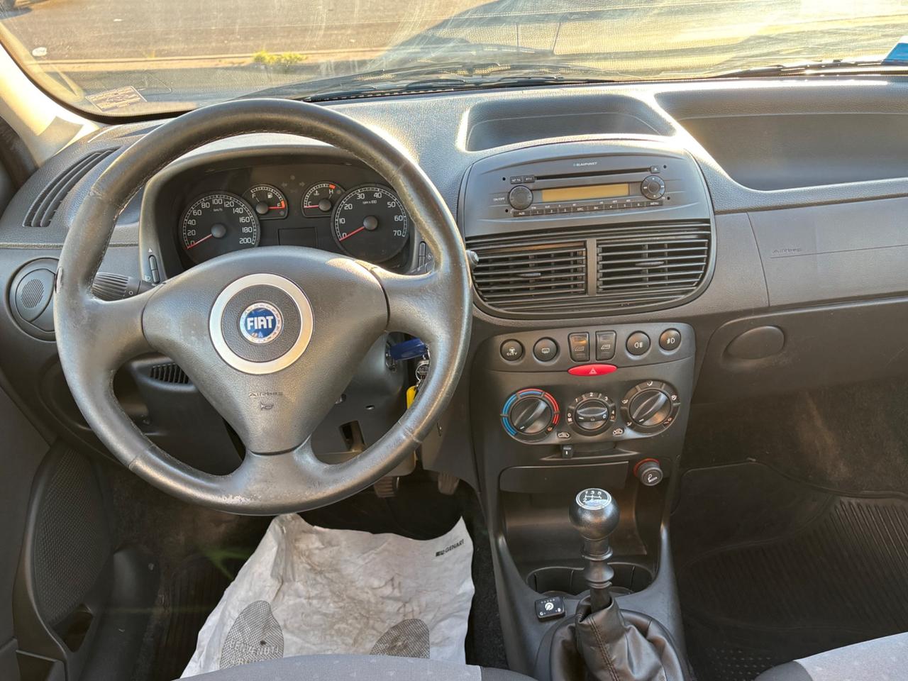 Fiat Punto 1.2 5 GPL