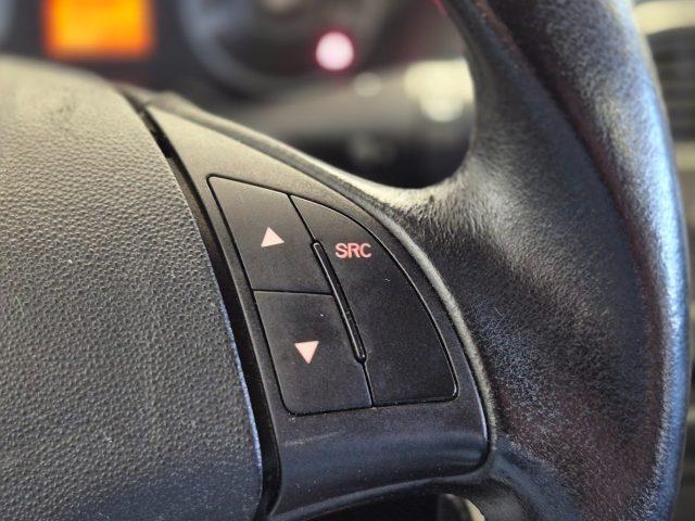 FIAT Grande Punto 1.2 5 porte Dynamic - NEOPAT. - Clima - Radio