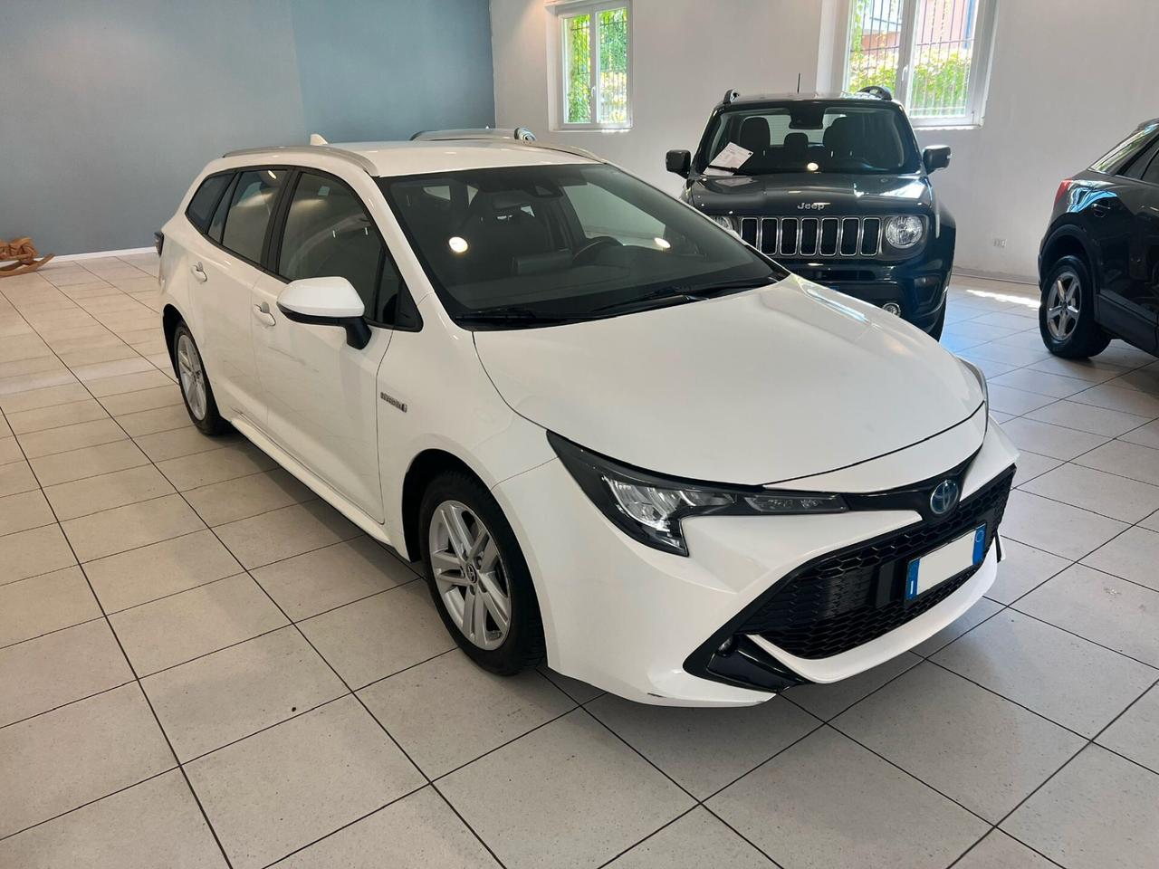 Toyota Corolla Touring Sports 1.8 Hybrid Business