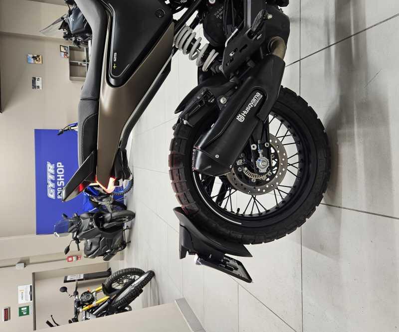 Husqvarna Svartpilen 125 - 2024