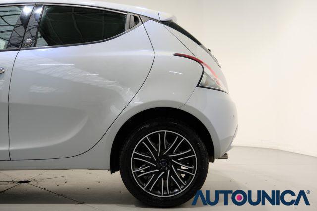 LANCIA Ypsilon 1.2 69 CV 5 PORTE GPL ECOCHIC GOLD NEOPATENTATI