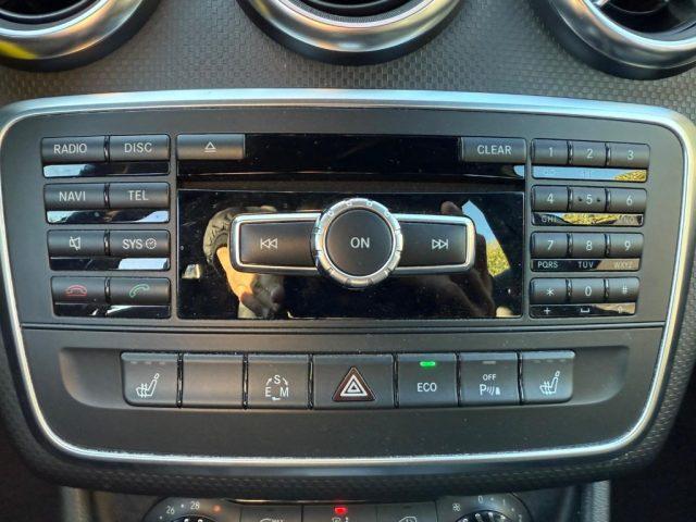 MERCEDES-BENZ A 180 CDI Automatic Premium NAVI - XENO - PDC - 17