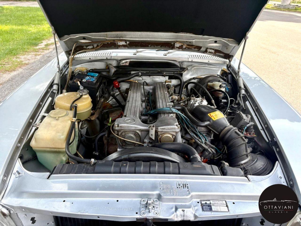 Mercedes SL 280 R107