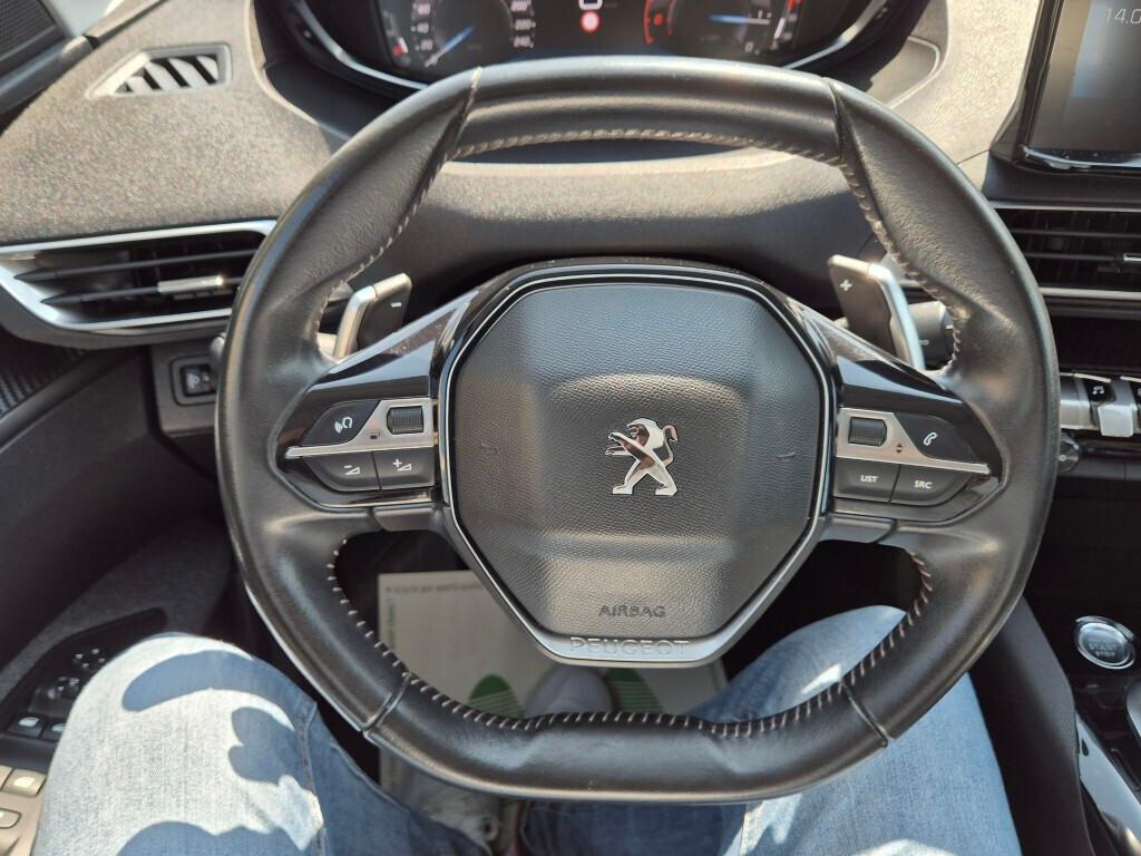 Peugeot 3008 BlueHDi 130CV EAT8 Active Business