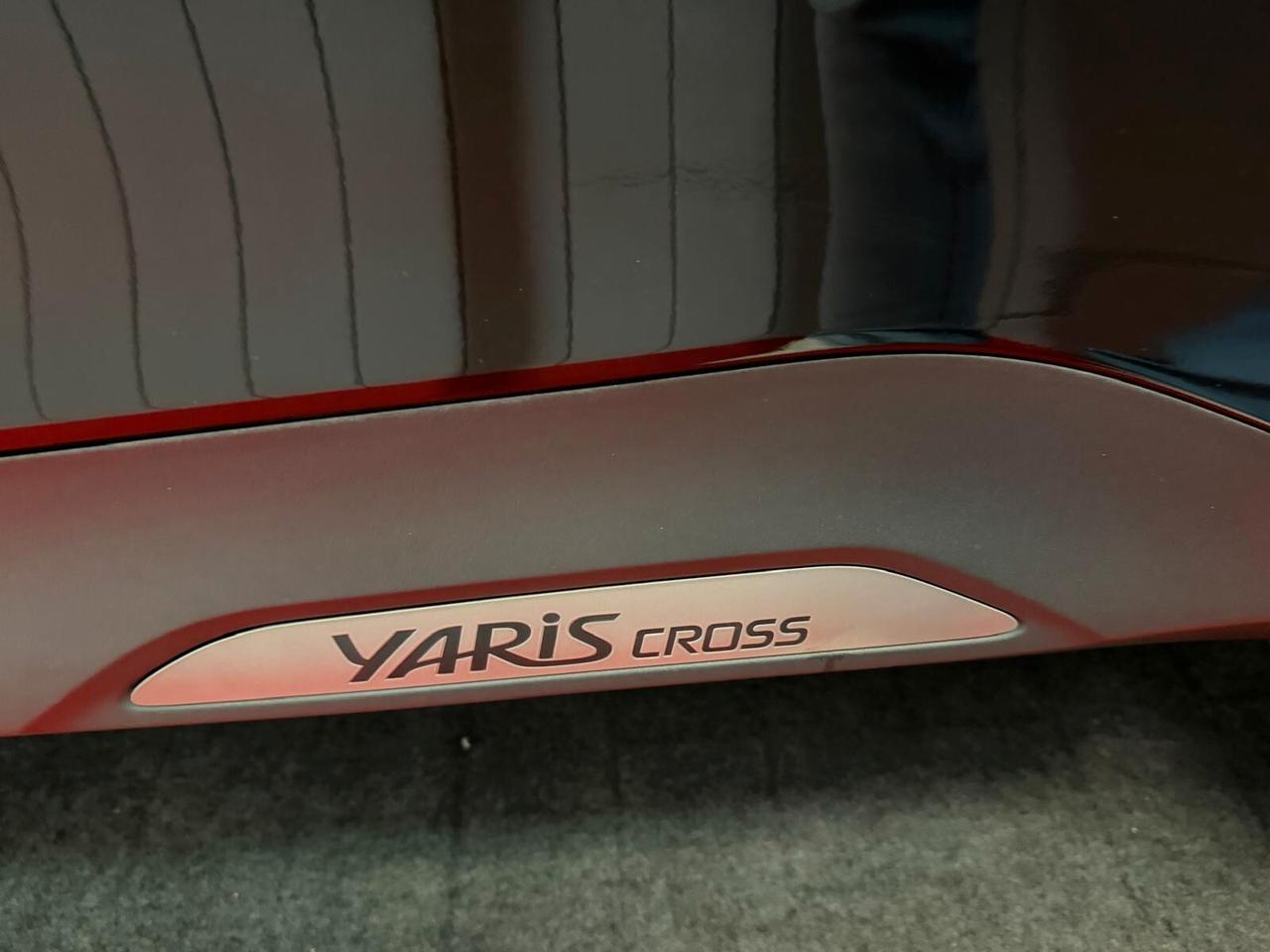 Toyota Yaris Cross 1.5 Hybrid 5p. E-CVT AWD-i Trend