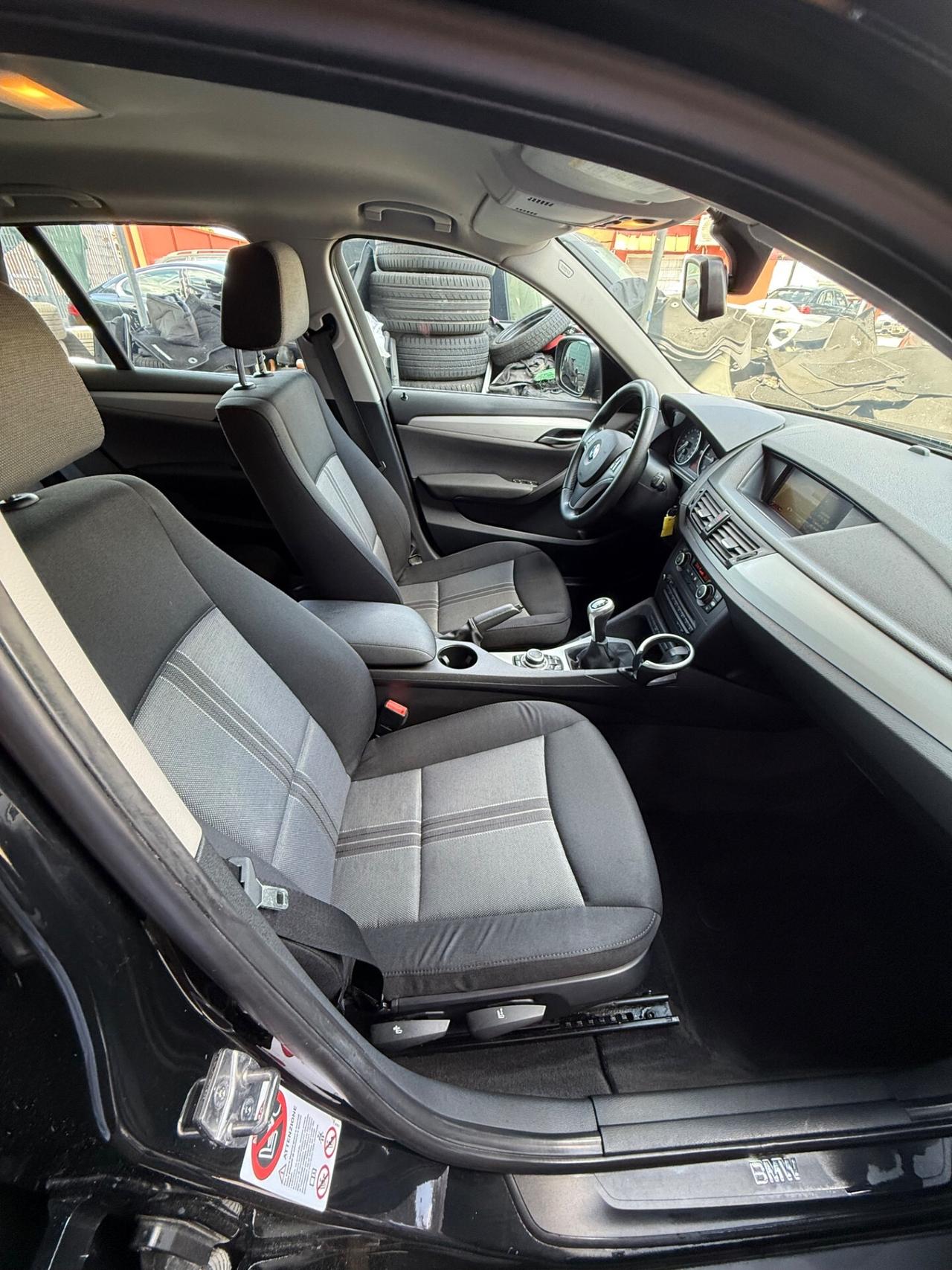 X1 xDrive18d Futura-unipro-130 mila km -rate