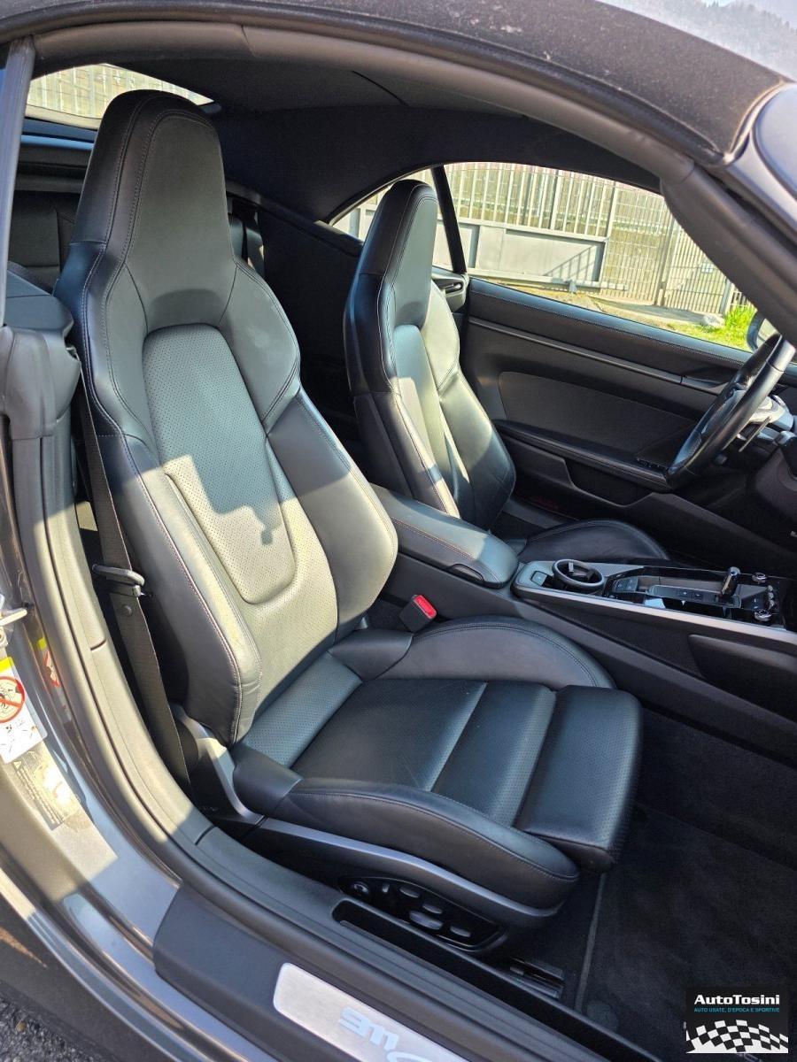 PORSCHE - 992 - 911 Carrera 4S cabrio