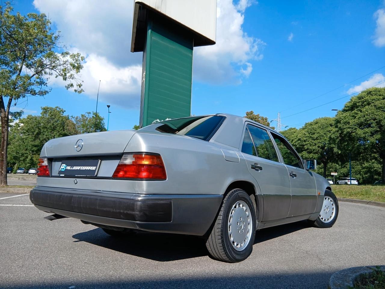 Mercedes-benz E 200 E200